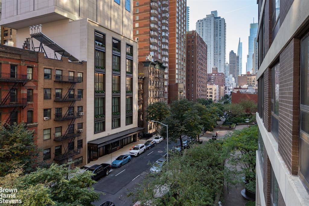 425 East 58th Street 4H Sutton Place New York NY 10022