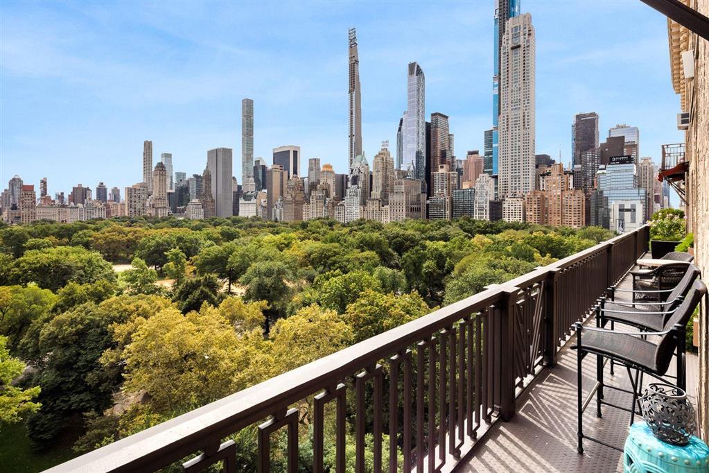 41 Central Park West 11A Central Park West New York, NY 10023
